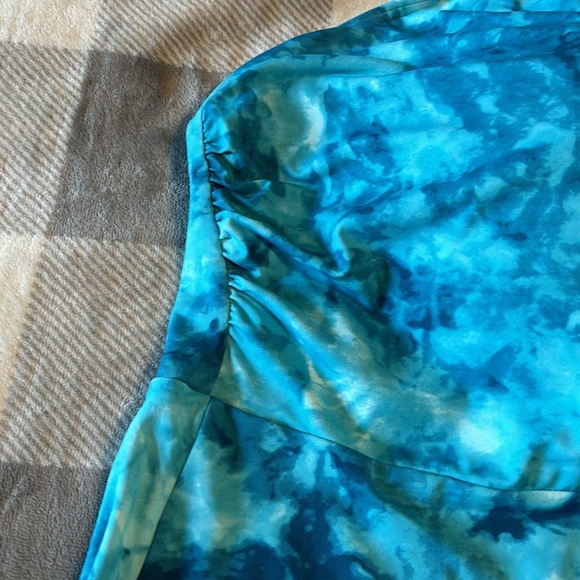 Lands end bathing suit top. - Picture 3 of 6